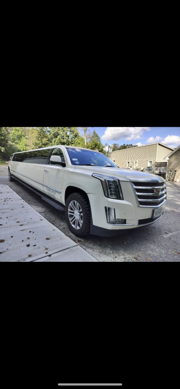 2015 Moonlight Cadillac Cadilac Escalead esv Limousine