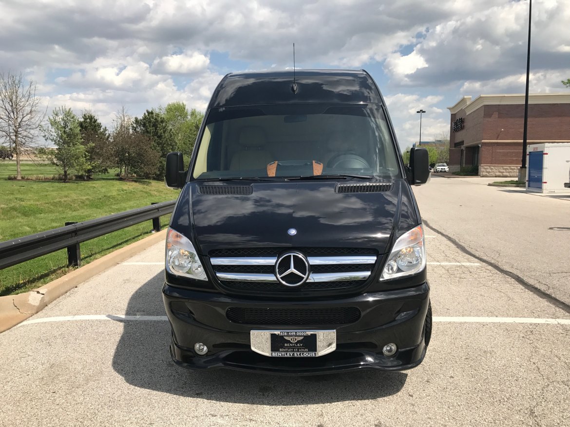 Saint Louis Missouri Custom Van Sales - Midwest Automotive Designs