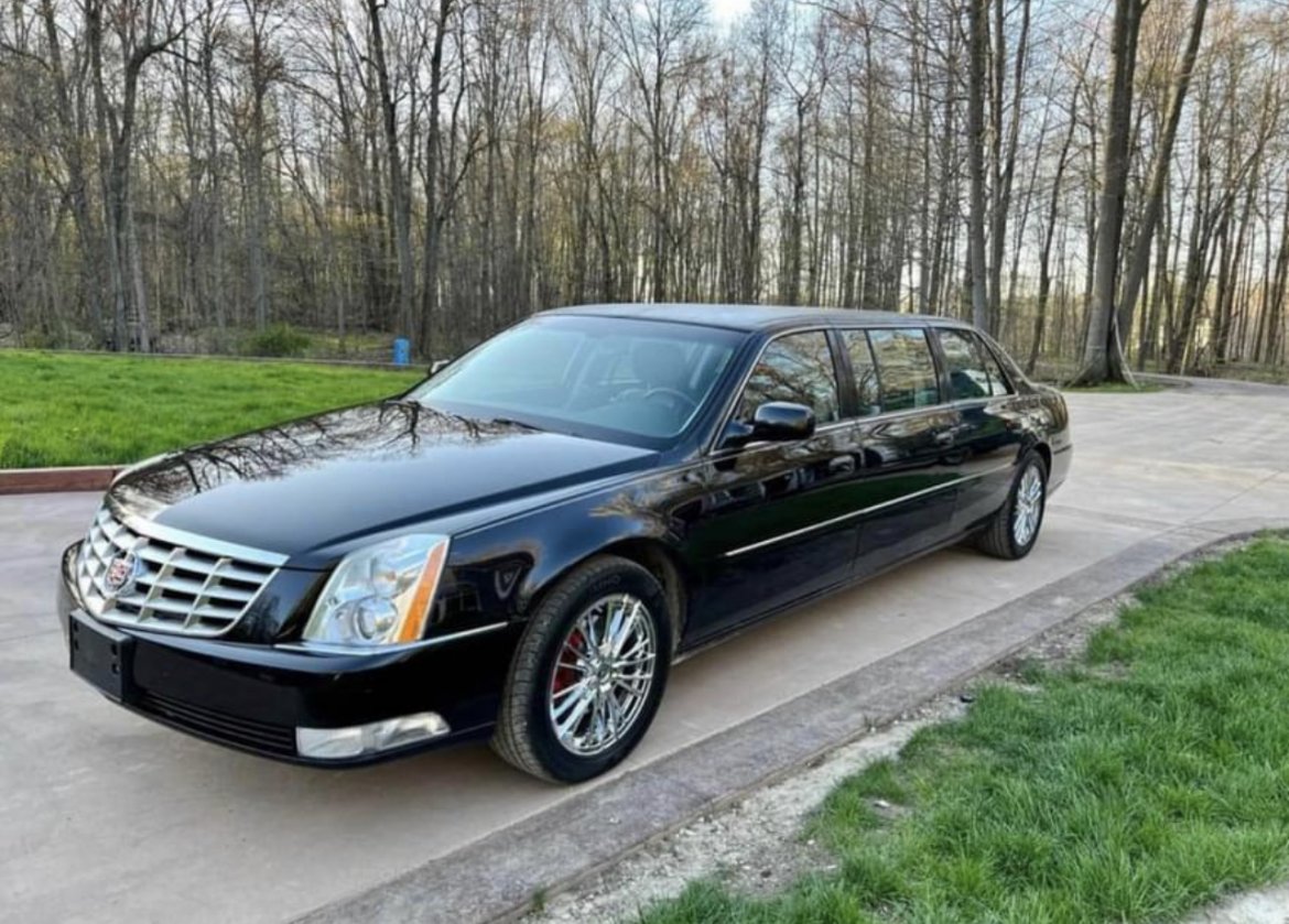 Limousine for sale: 2011 Cadillac DTS 21&quot; by Federal