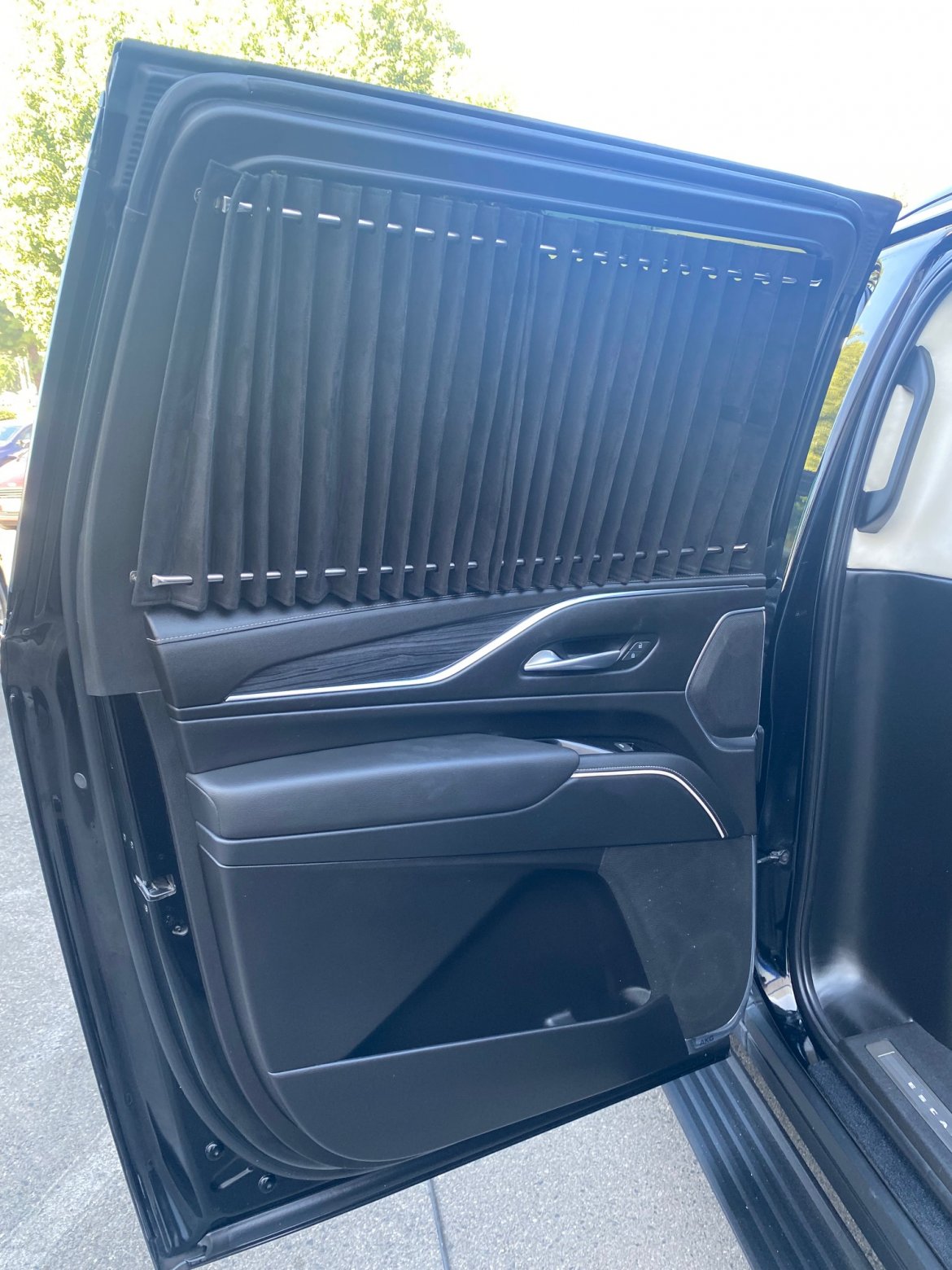 CEO SUV Mobile Office for Sale in Ontario, CA - Photo 6