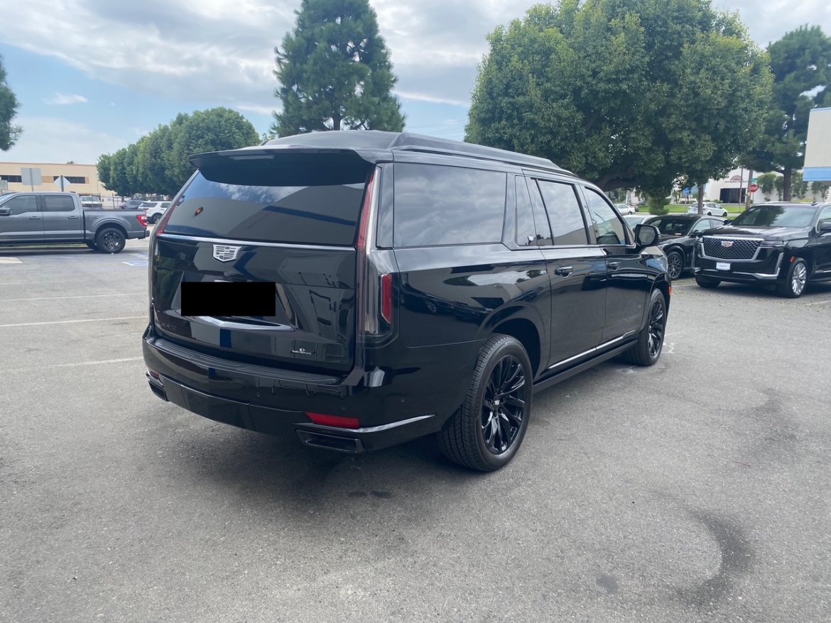 CEO SUV Mobile Office for Sale in Ontario, CA - Photo 3