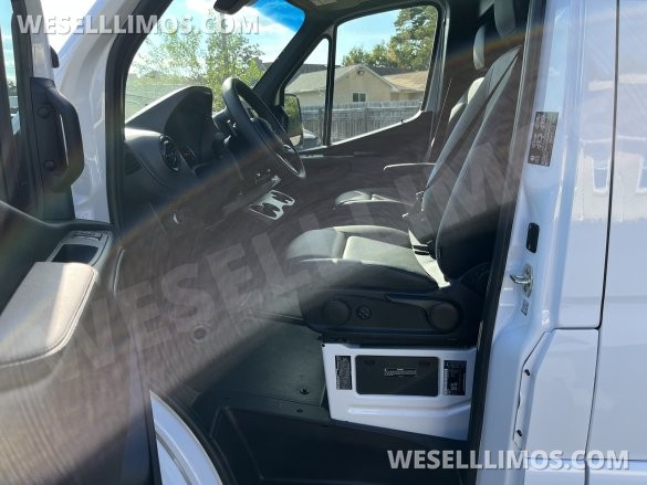 2022/23 Moonlight  Mercedes-Benz Sprinter 3500 170” ext Limo Bus