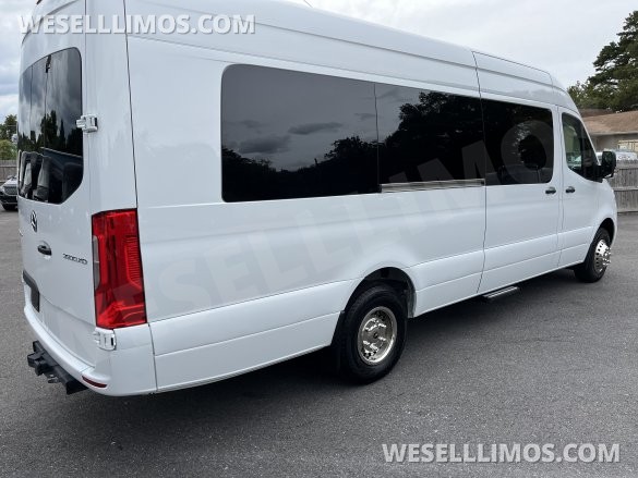2022/23 Moonlight  Mercedes-Benz Sprinter 3500 170” ext Limo Bus