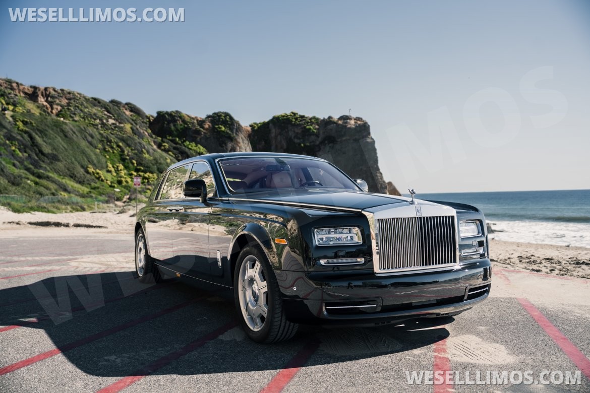 Sedan for sale: 2014 Rolls-Royce Phantom Long base by Wynn Casino