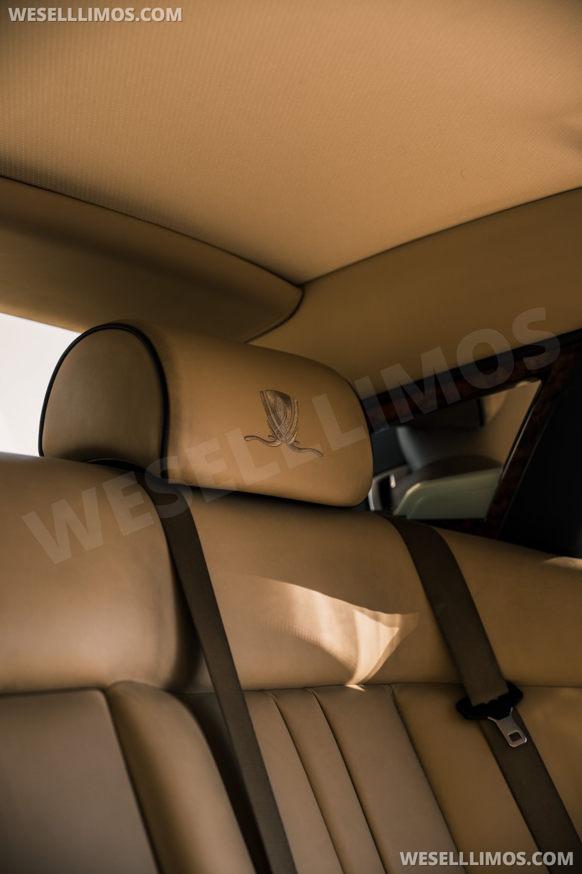 Photo of Sedan for sale: 2015 Rolls-Royce Phantom Long base by Wynn Casino