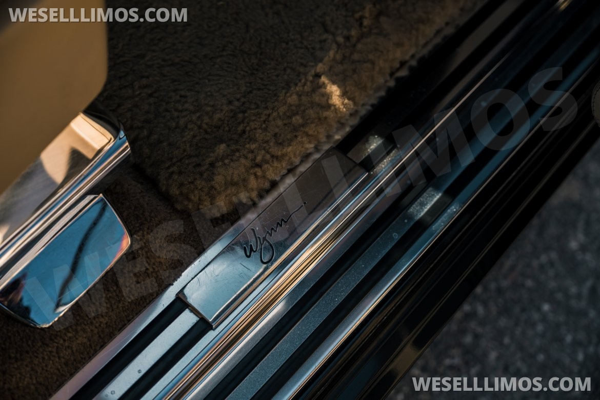 Photo of Sedan for sale: 2015 Rolls-Royce Phantom Long base by Wynn Casino