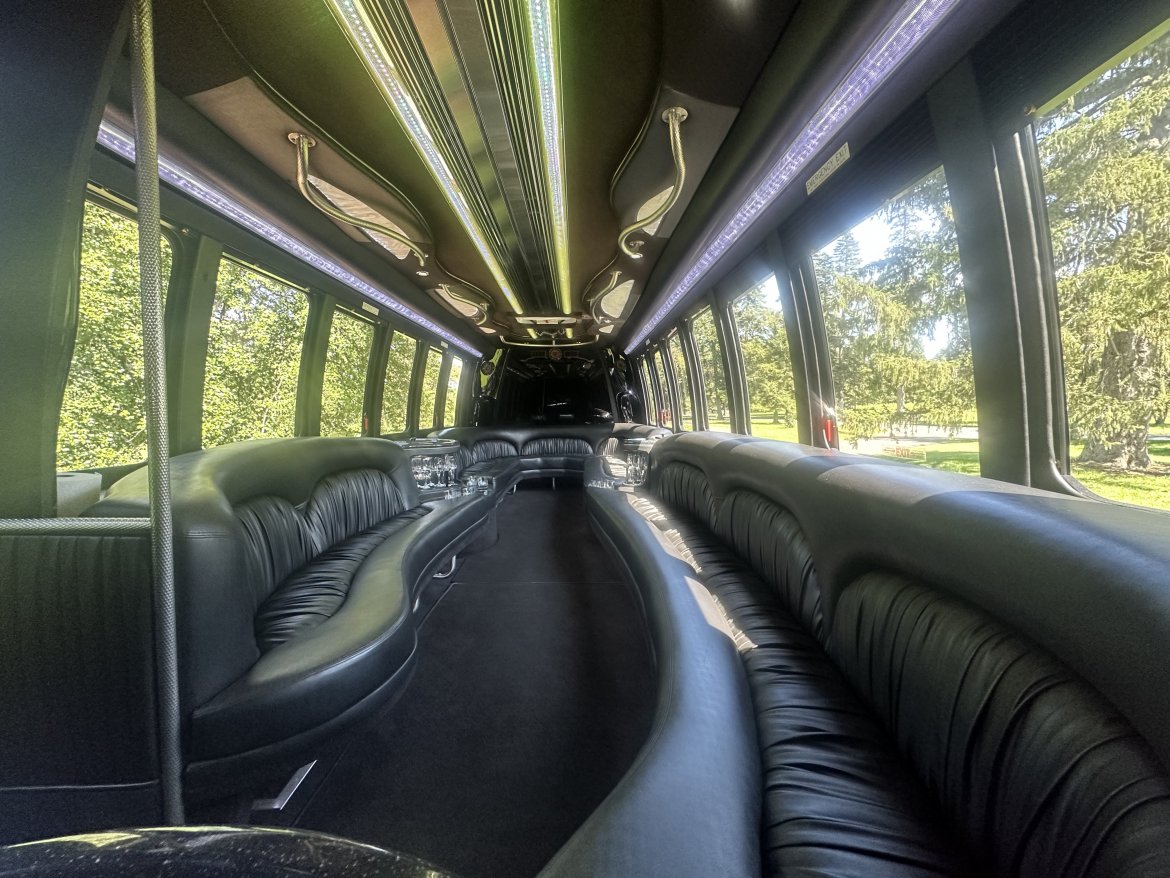 Limo Bus for Sale in Morganville, NJ - Photo 24