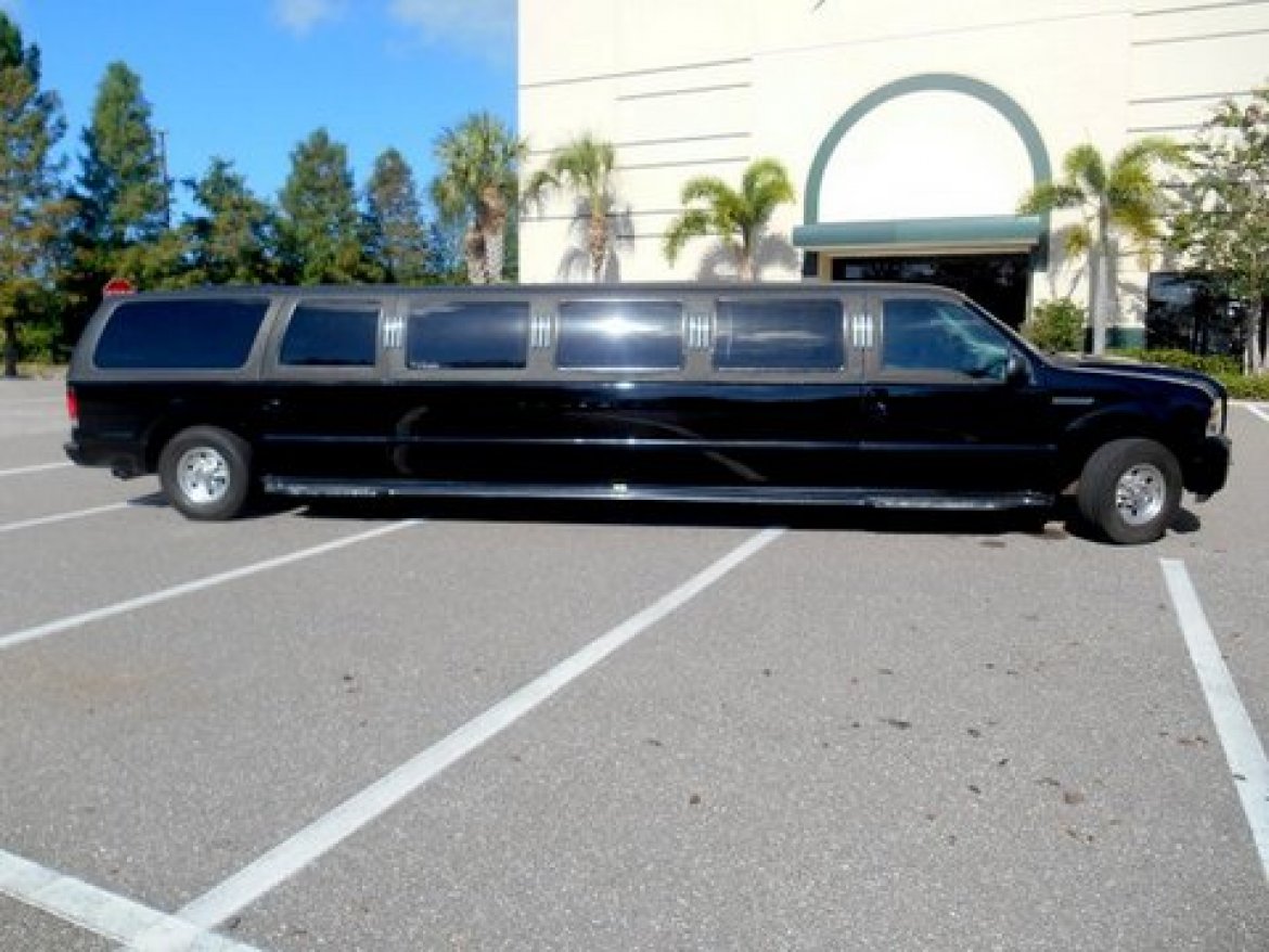 Photo of SUV Stretch for sale: 2005 Ford Excursion 140&quot; 140&quot; by ECB