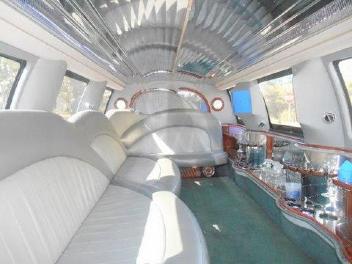 Photo of SUV Stretch for sale: 2005 Ford Excursion 140&quot; 140&quot; by ECB