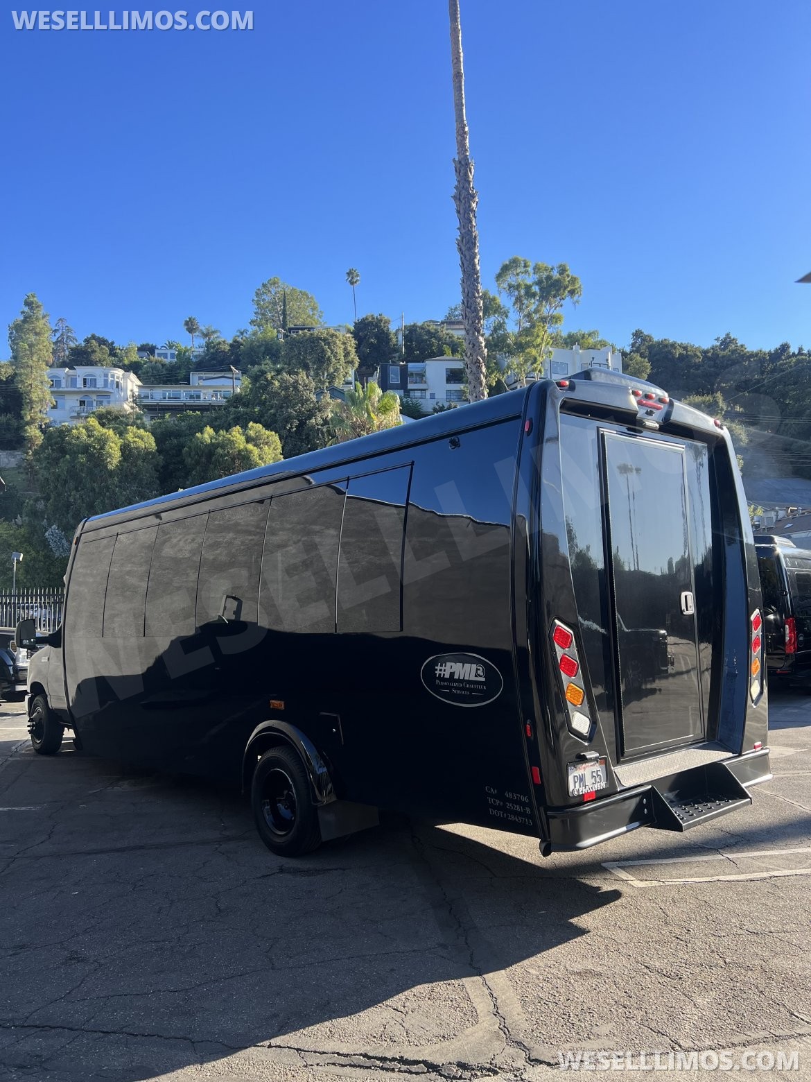 Limo Bus for Sale in Studio City, CA - Photo 13