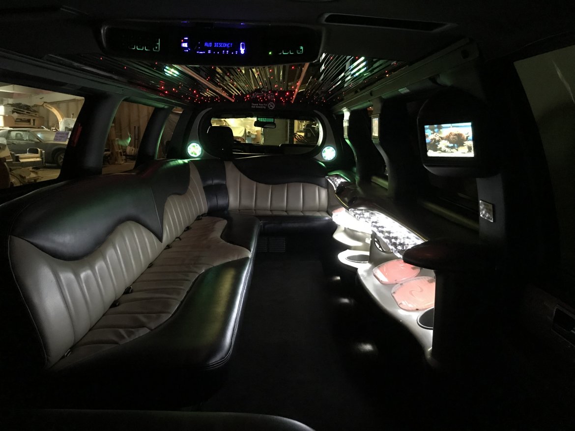 SUV Stretch for sale: 2008 Lincoln  Navigator  140&quot; by Royale