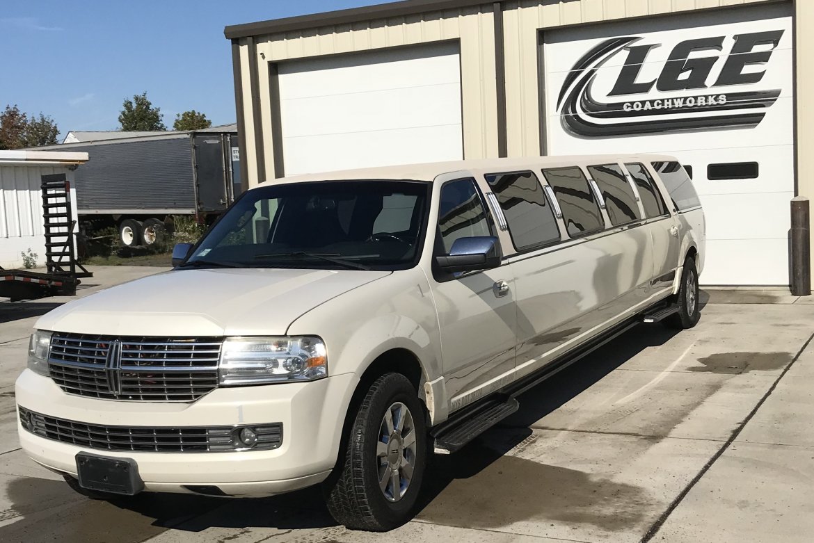 Photo of SUV Stretch for sale: 2008 Lincoln  Navigator  140&quot; by Royale