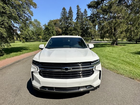 2023 Chevrolet Suburban 18px SUV Stretch for Sale in Morganville, NJ - Photo 3