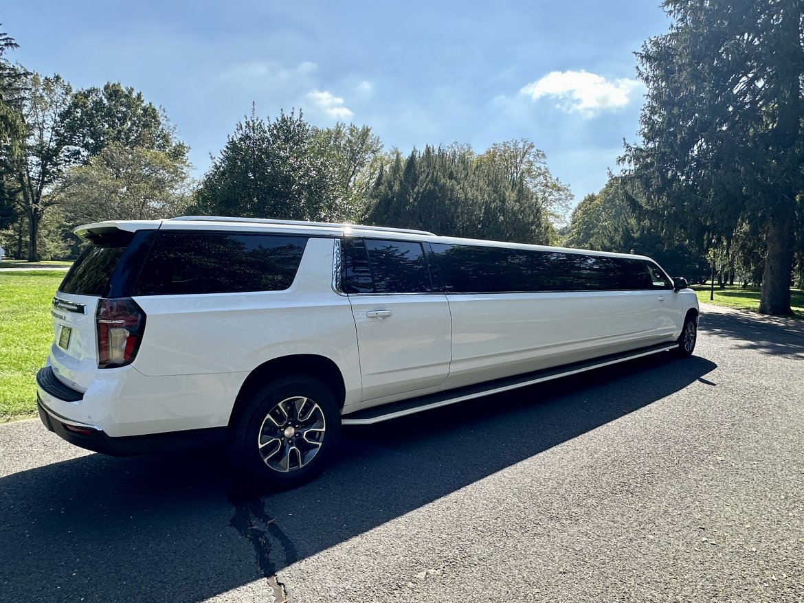SUV Stretch for Sale in Morganville, NJ - Photo 11