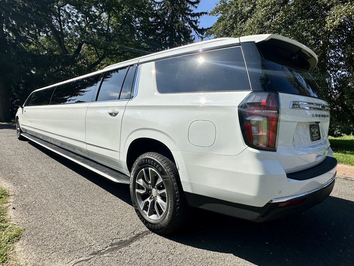 SUV Stretch for Sale in Morganville, NJ - Photo 12