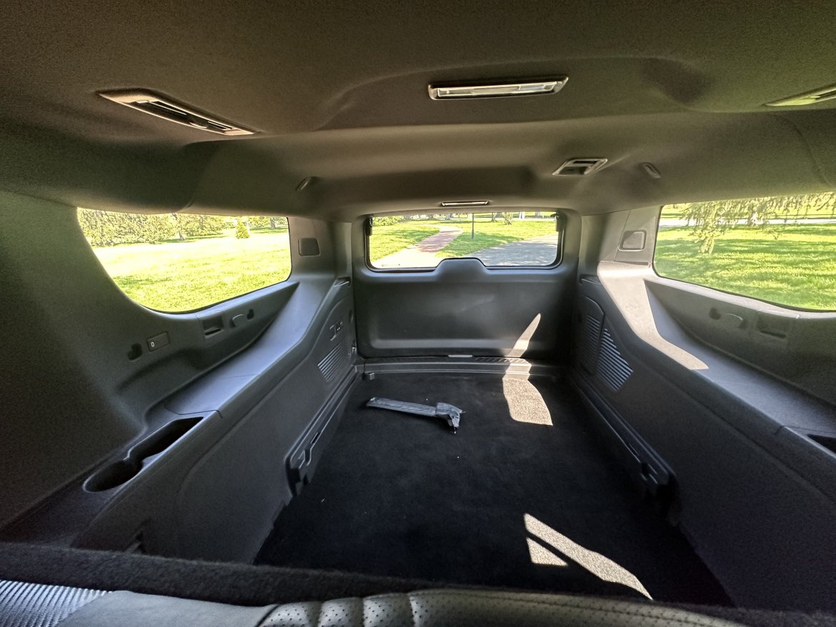 SUV Stretch for Sale in Morganville, NJ - Photo 33