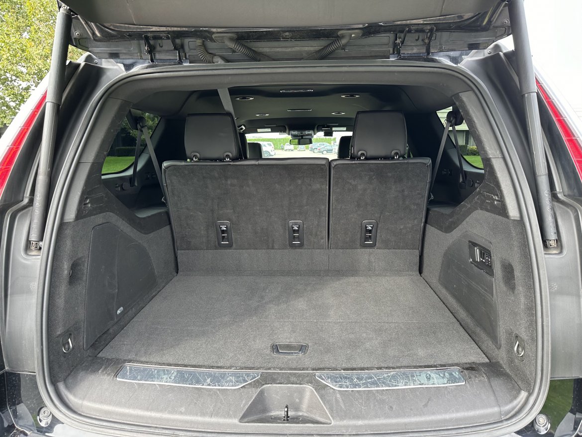 SUV for Sale in Troy, MI - Photo 7