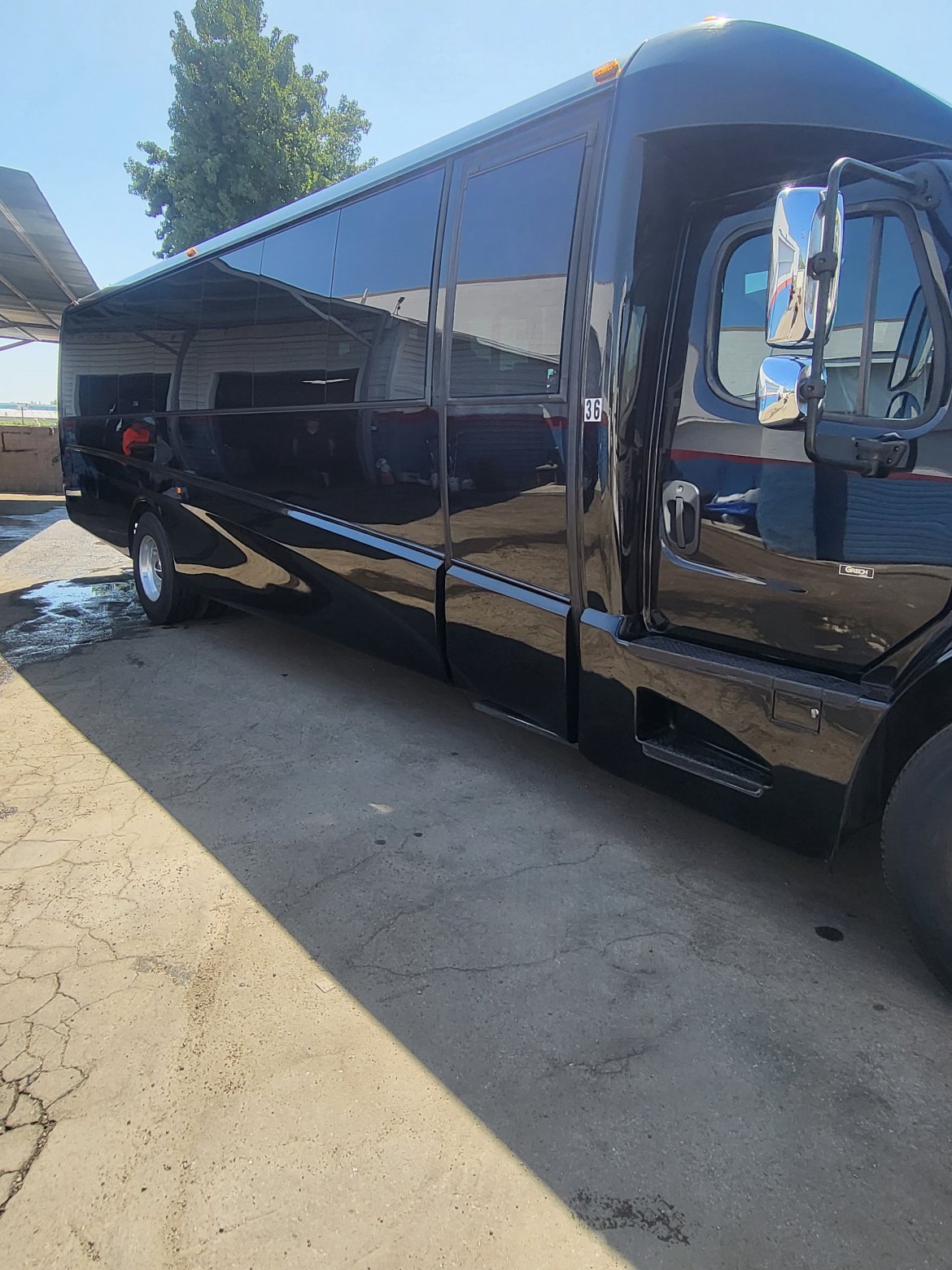 Executive Shuttle for Sale in Anaheim, CA - Photo 6