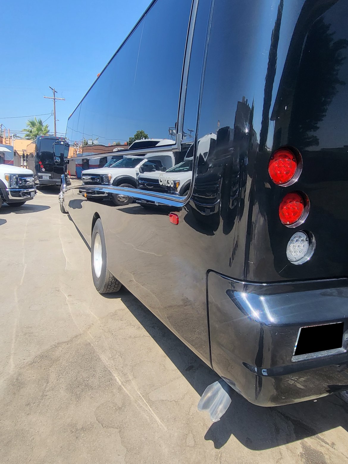 Executive Shuttle for Sale in Anaheim, CA - Photo 8