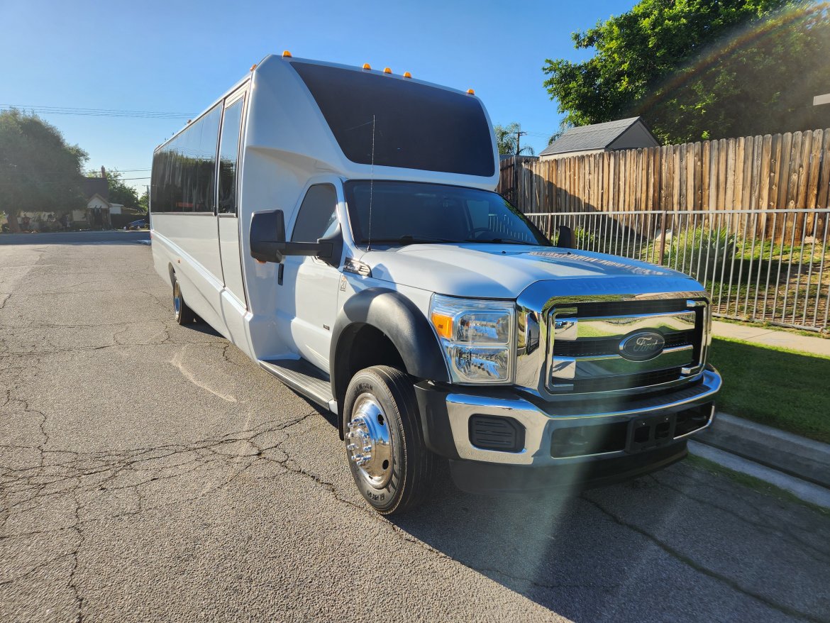 Limo Bus for Sale in Fontana, CA - Photo 8