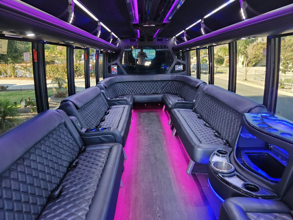 Limo Bus for Sale in Fontana, CA - Photo 20