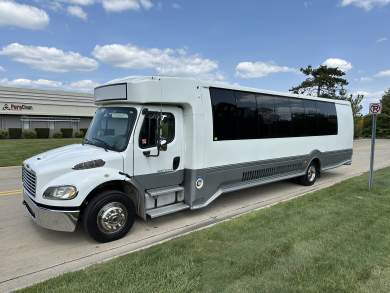 2016 Turtletop Freightliner M2 Odyssey XL Executive Shuttle