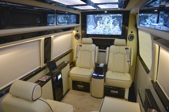 2017 Mercedes-Benz Sprinter 2500 Sprinter for Sale in Oaklyn, NJ - Photo 3