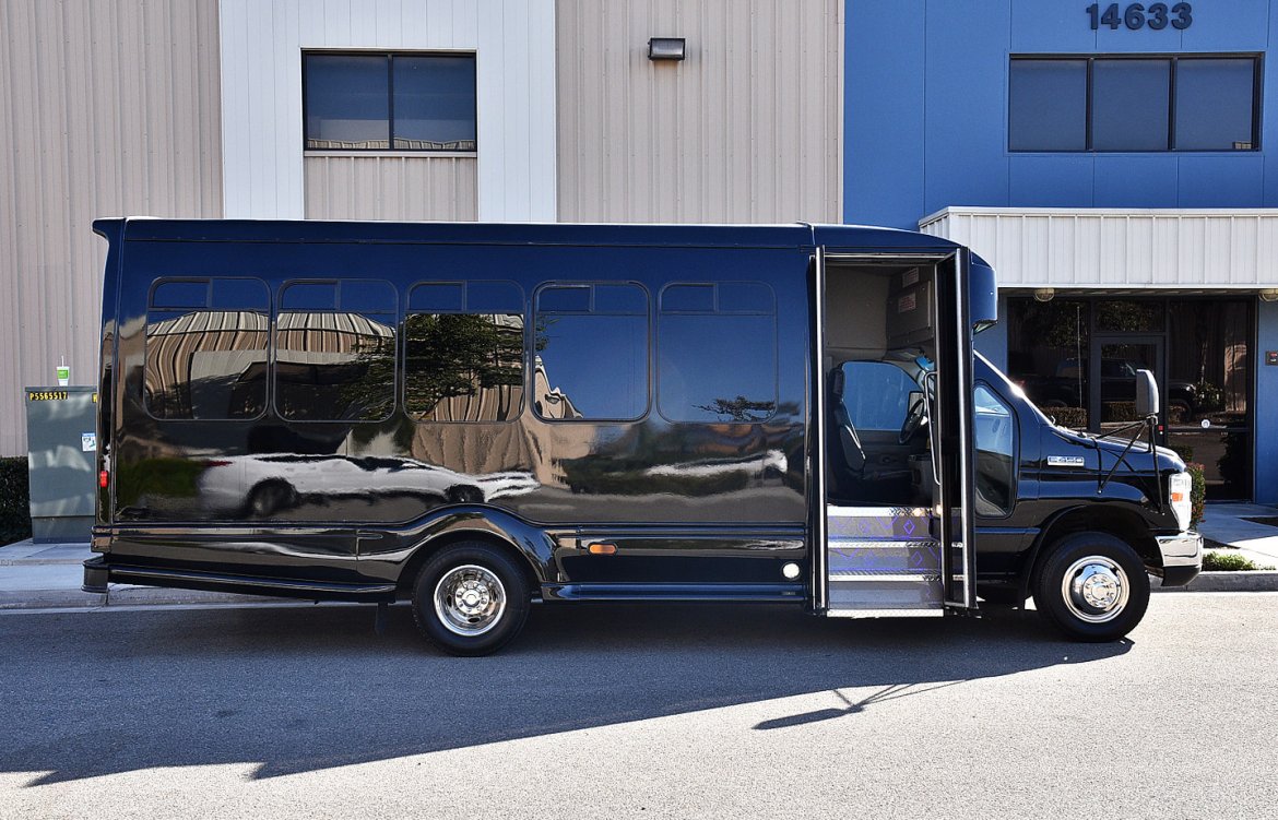 Photo of Limo Bus for sale: 2012 Ford E-450 by Turtle Top