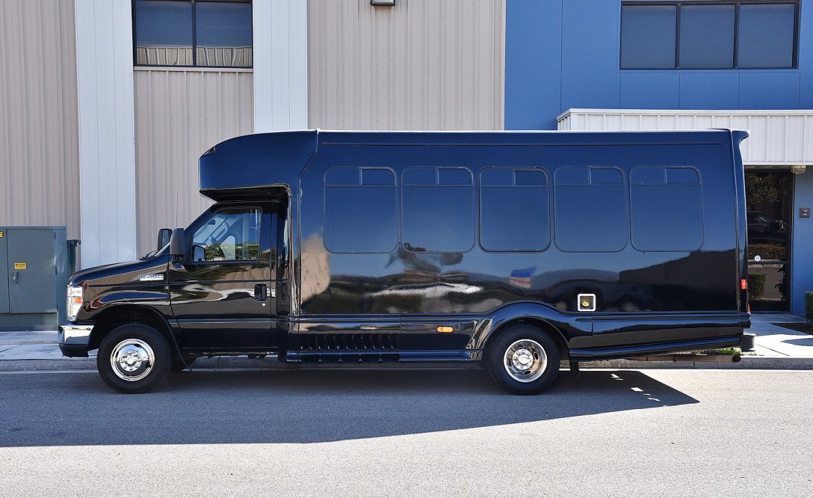 Photo of Limo Bus for sale: 2012 Ford E-450 by Turtle Top
