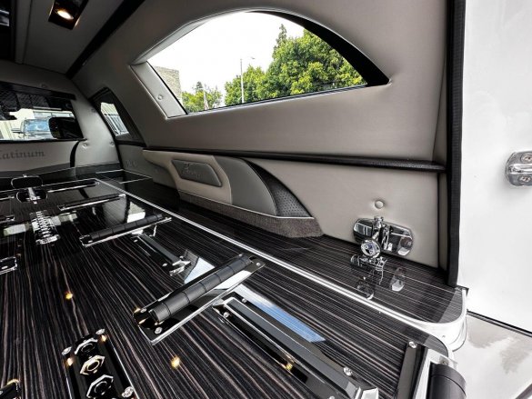 2023 Cadillac XT5 Phoenix C Funeral for Sale in CARSON, CA - Photo 3