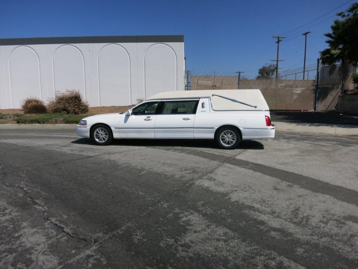 Funeral for Sale in CARSON, CA - Photo 7