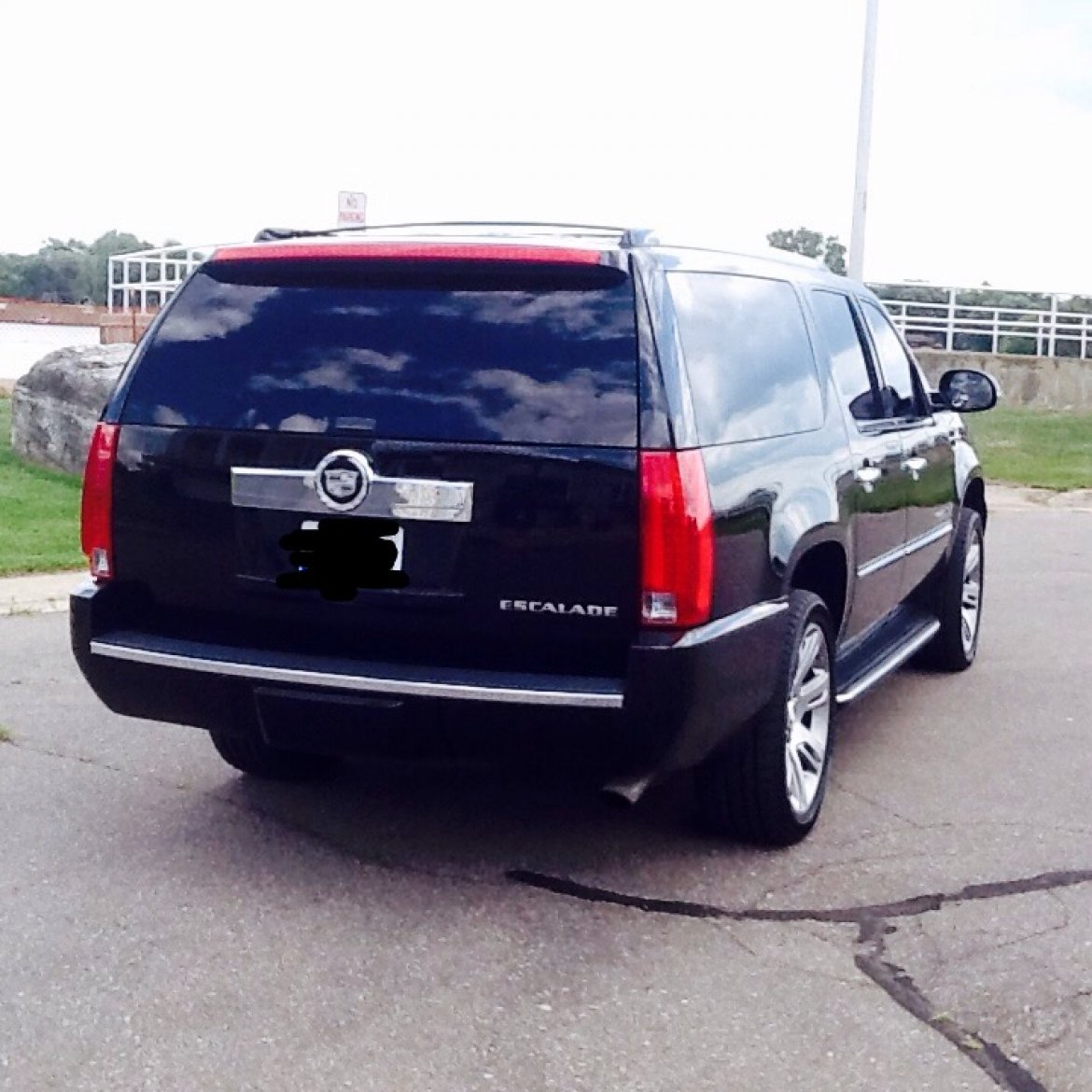 Photo of CEO SUV Mobile Office for sale: 2008 Cadillac Escalade  limo CEO
