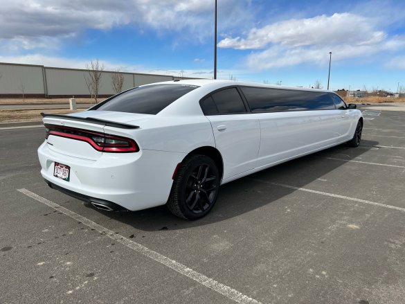 2021 Pinnacle Dodge Charger Limousine