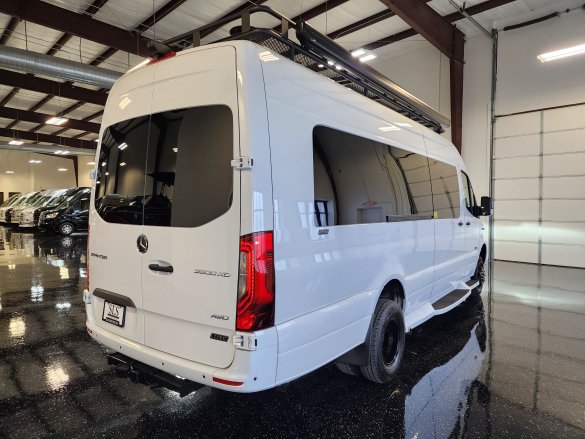 2024 Mercedes-Benz Daycruiser D6 Sprinter for Sale in Cypress, TX - Photo 3