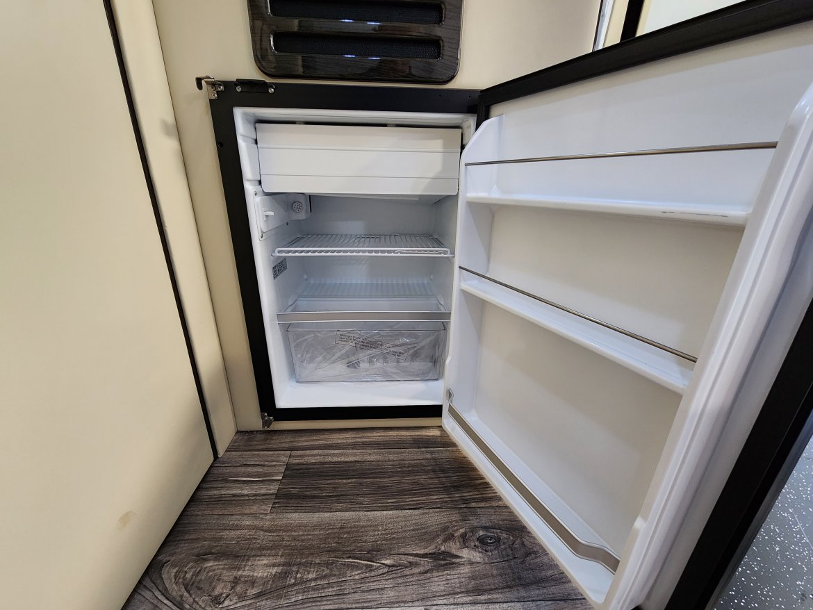 Sprinter for Sale in Cypress, TX - Photo 9