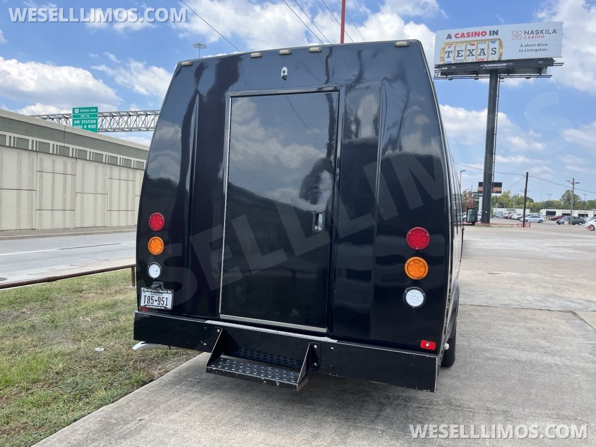 Photo of Executive Shuttle for sale: 2016 Ford E450 by Federal Coach