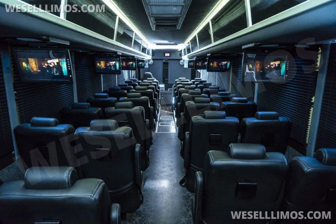Photo of Motorcoach for sale: 2022 Freightliner 45' Motorcoach 45" by CT Coachworks