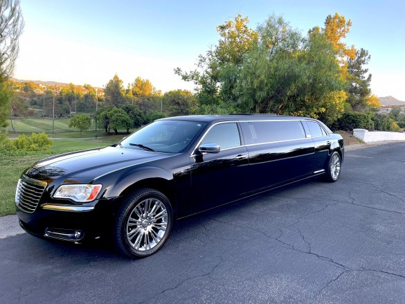 2012 Chrysler 300 Limousine for Sale in Temecula, CA - Photo 2
