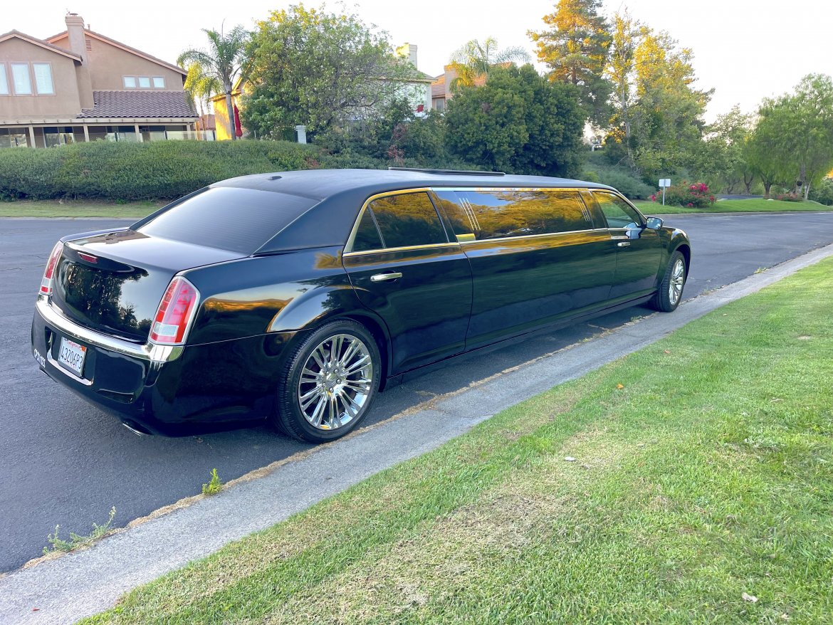 Limousine for Sale in Temecula, CA - Photo 3