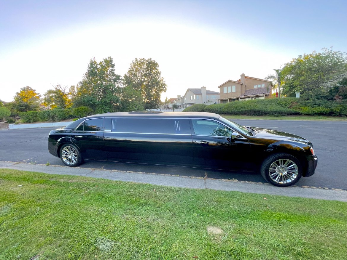 Limousine for Sale in Temecula, CA - Photo 4