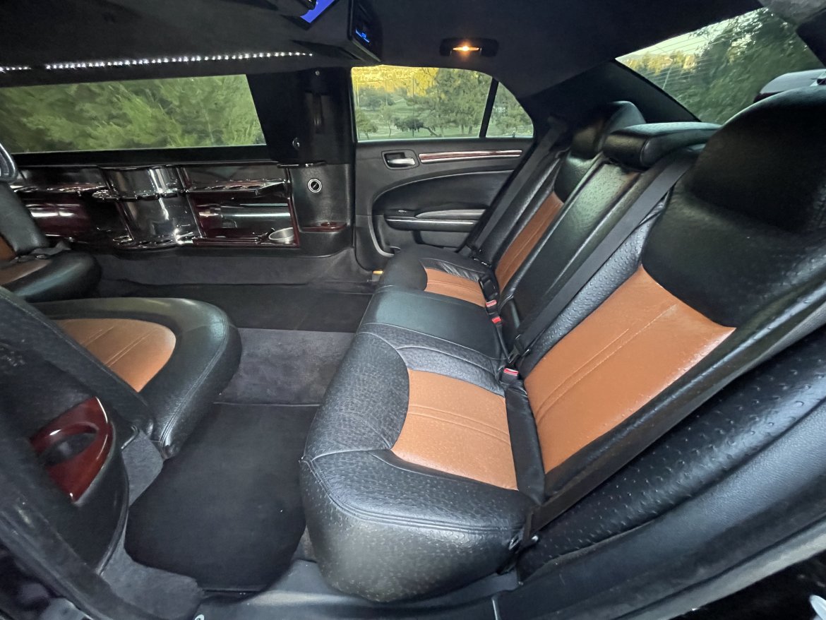 Limousine for Sale in Temecula, CA - Photo 9