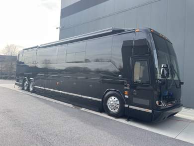 2004 Featherlite Prevost H345MH Limo Bus (REDUCED $100K)