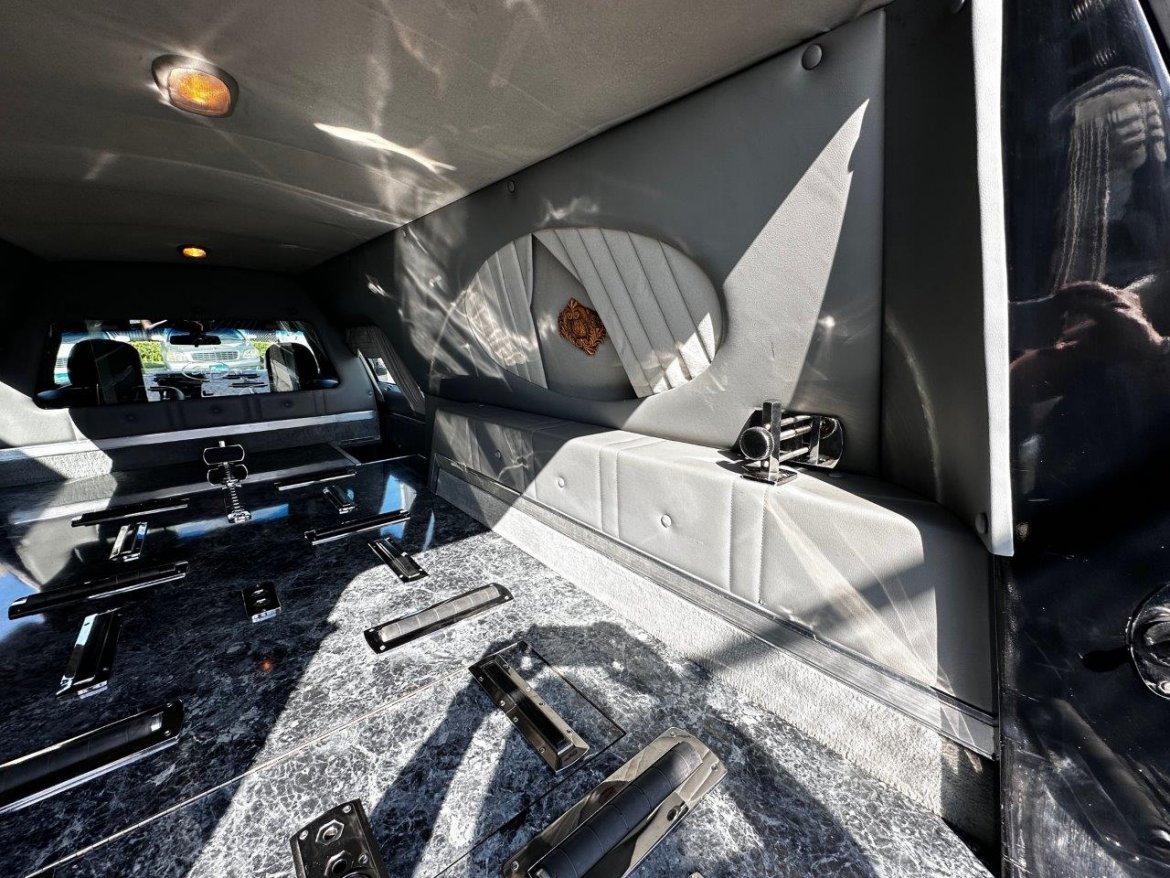 Used 2007 Lincoln Town Car Ultimate for sale in Carson, CA WS16928