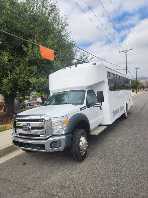 2016 Ford F550 Limo Bus for Sale in Fontana, CA - Main Photo