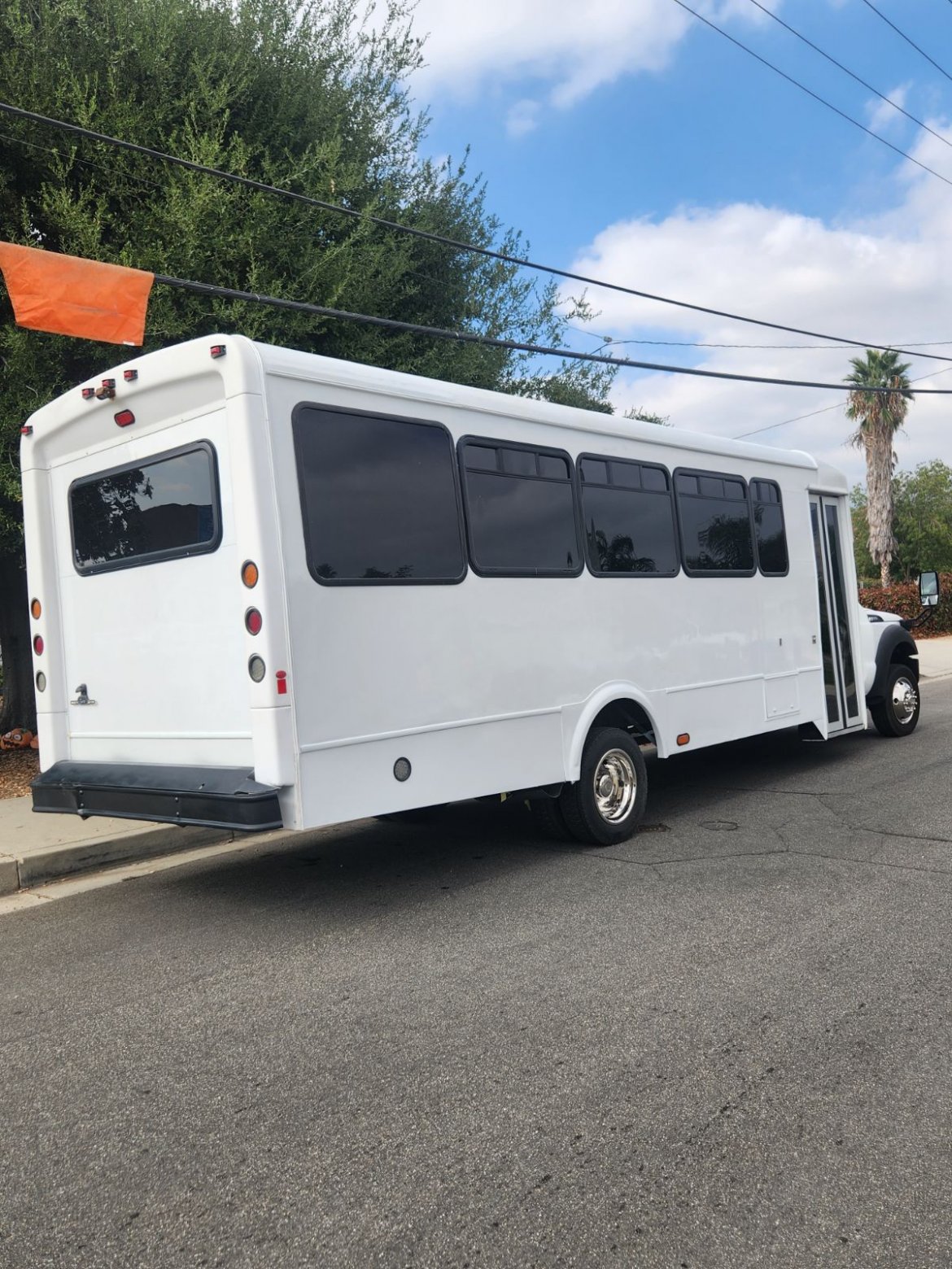 Limo Bus for Sale in Fontana, CA - Photo 5