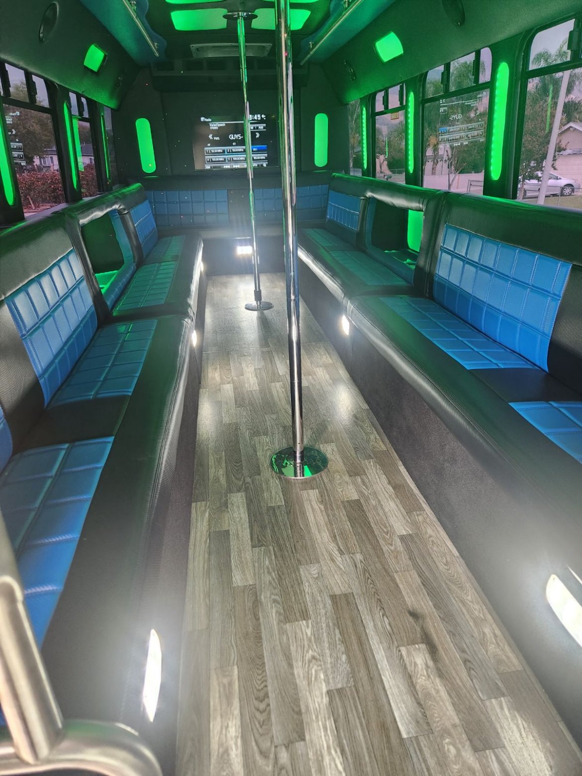 Limo Bus for Sale in Fontana, CA - Photo 10