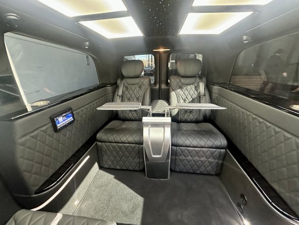 2022 Mercedes-Benz Metris Maybach CEO Sprinter for Sale in Springfield, MO - Photo 2