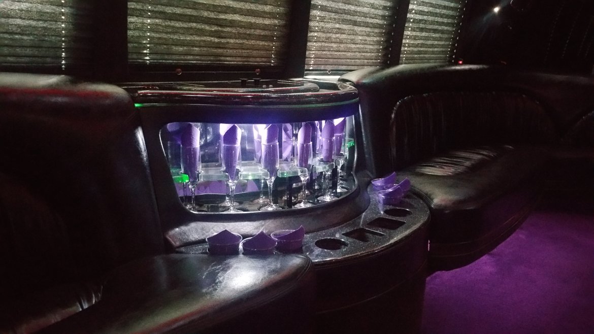 Photo of Limo Bus for sale: 2005 Ford E 450 28&quot; by Krystal