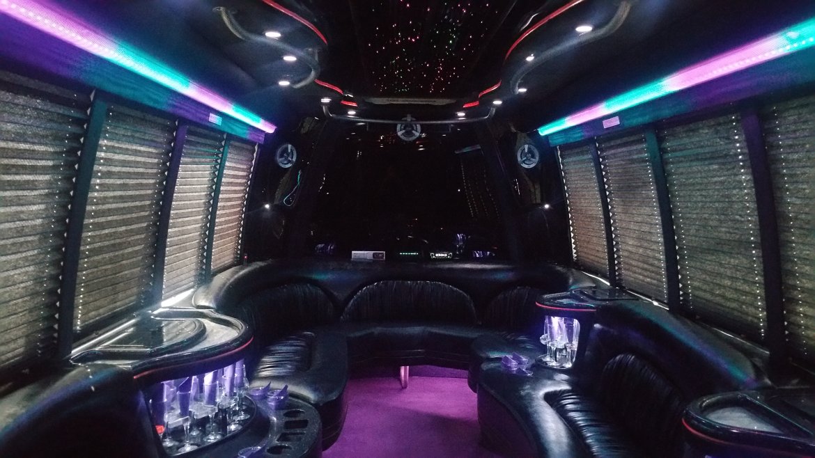 Photo of Limo Bus for sale: 2005 Ford E 450 28&quot; by Krystal