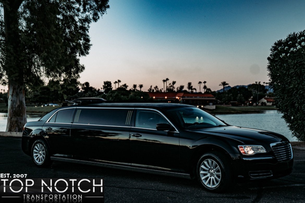 Limousine for sale: 2014 Chrysler 300